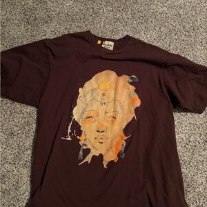 Brown Graphic T-Shirt with Artistic Face Design “alone in silence” gallery dept